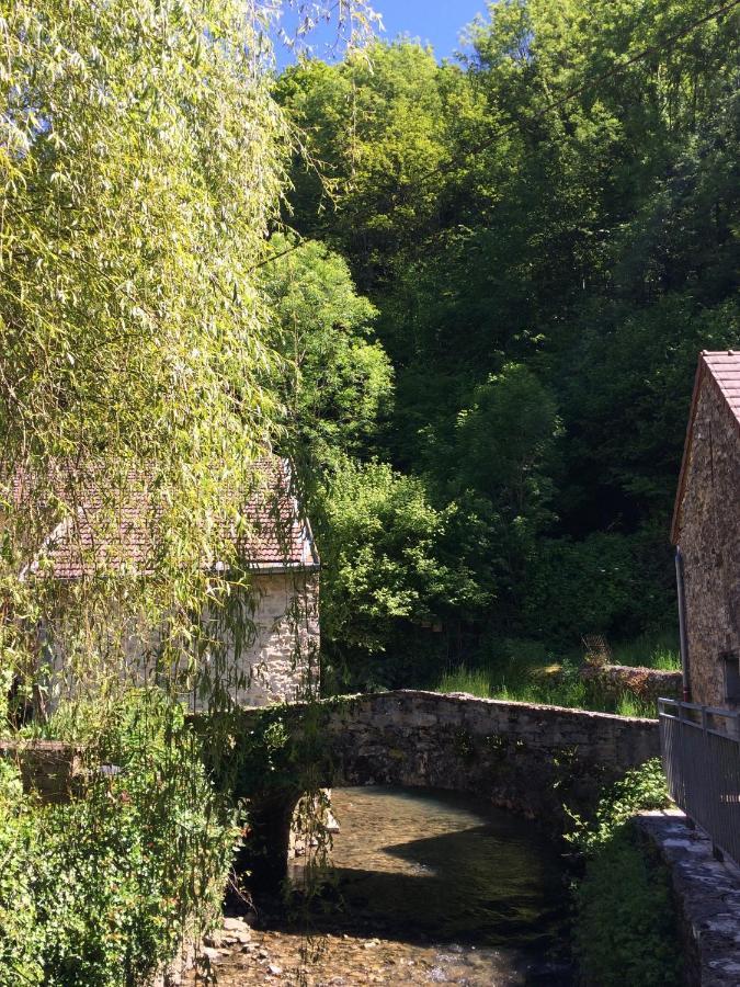 Les Billardes - Le Gite - Jura Gizia Exterior photo